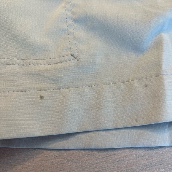 Greg Norman Collection Cream Cargo Shorts - Picture 3 of 6